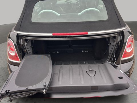 Mini Convertible 1.6 Cooper S Euro 5 (s/s) 2dr 9