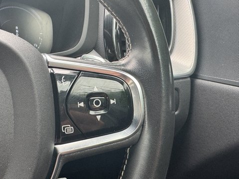 Volvo XC60 (Sold) 2.0h T8 Twin Engine 11.6kWh R-Design SUV 5dr Petrol Plug-in Hybrid A 13