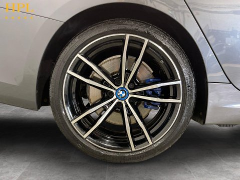 BMW 3 Series 2.0 330e 12kWh M Sport Touring 5dr Petrol Plug-in Hybrid Auto Euro 6 (s/s) 10