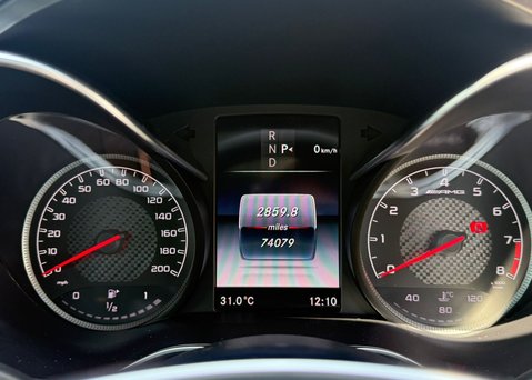 Mercedes-Benz C Class 4.0 C63 V8 BiTurbo AMG (Premium) Coupe 2dr Petrol SpdS MCT Euro 6 (476 ps) 13