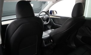 Tesla Model Y LONG RANGE AWD Comfort Suspension 20" Induction Alloys GROK AI 1 Owner VATQ 18