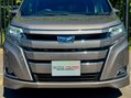 Toyota Noah Hybrid 1.8 30