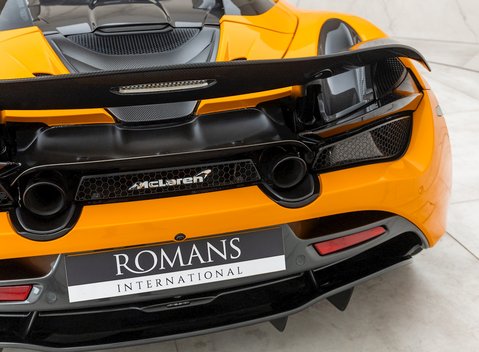 McLaren 720S Spider Performance 30