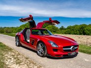 Mercedes-Benz SLS Coupe 18