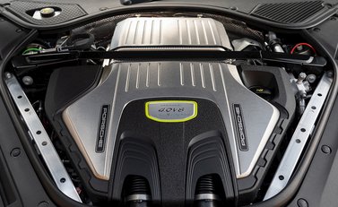 Porsche Panamera Turbo S E-Hybrid Sport Turismo 32