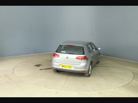 Volkswagen Golf SE TDI BLUEMOTION TECHNOLOGY 6