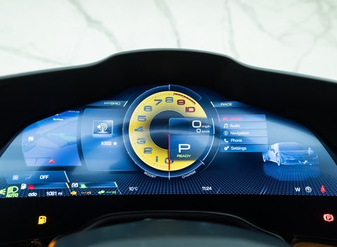 Ferrari SF90 Spider 21