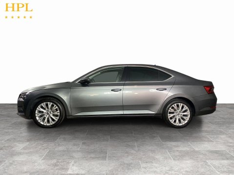 Skoda Superb 1.5 TSI ACT SE L Hatchback 5dr Petrol DSG Euro 6 (s/s) (150 ps) Air Con - A 4