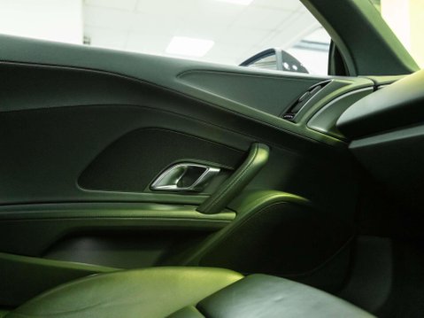 Audi R8 5.2 FSI V10 Coupe 2dr Petrol S Tronic quattro Euro 6 (s/s) (540 ps) 50