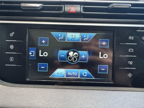 Citroen C4 Picasso 1.6 e-HDi Airdream Exclusive+ Euro 5 (s/s) 5dr 28