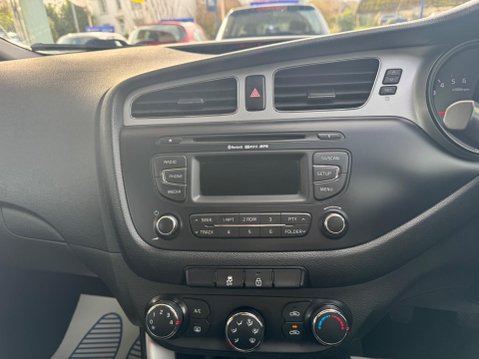 Kia Ceed 1.6 CRDi EcoDynamics 1 Sportswagon Euro 5 (s/s) 5dr 21