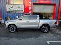 Toyota Hilux INVINCIBLE 4WD D-4D DCB 5