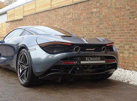 McLaren 720S Luxury 8
