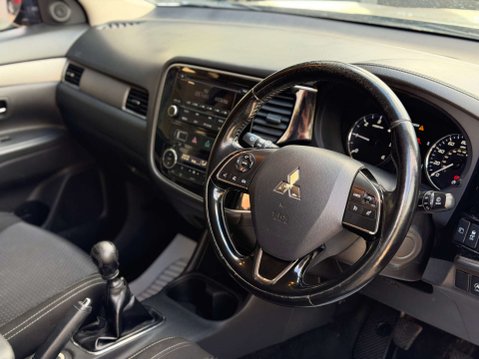 Mitsubishi Outlander 2.3 Outlander GX 3 DI-D 4WD 5dr 4