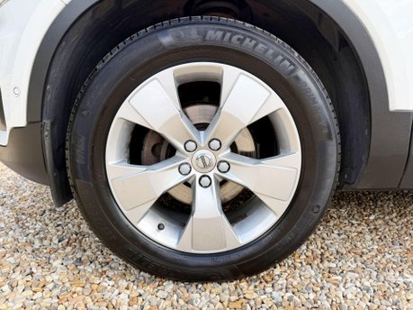 Volvo XC40 2.0 D3 Momentum Pro Auto Euro 6 (s/s) 5dr 12