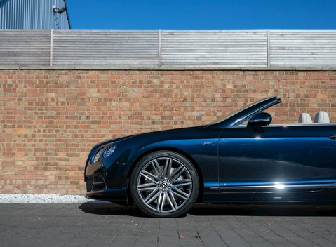 Bentley Continental GT Speed Convertible 27