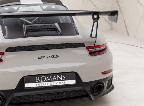 Porsche 911 (991.2) GT2 RS Weissach 23