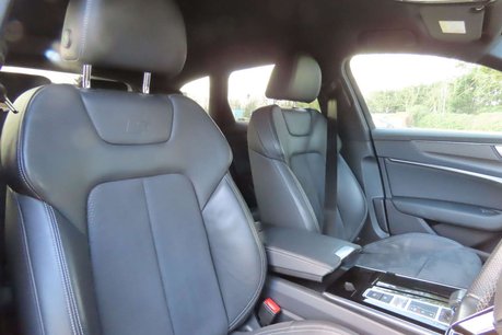 Audi A6 2.0 TDI 40 Black Edition S Tronic Euro 6 (s/s) 5dr 9