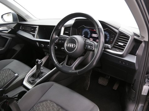 Audi A1 1.0 TFSI 30 Sport Sportback S Tronic Euro 6 (s/s) 5dr 23