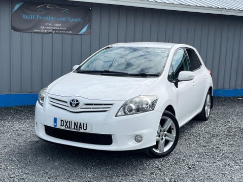 Toyota Auris 1.6 V-Matic SR Euro 5 5dr 51
