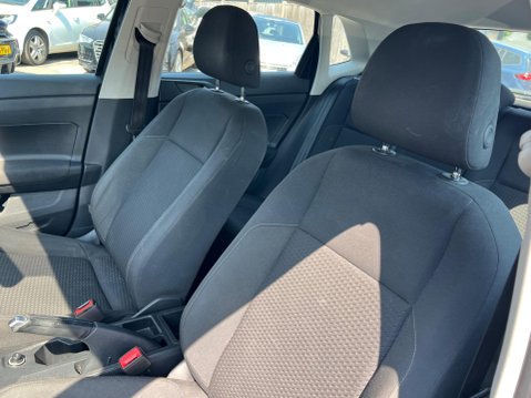 Volkswagen Polo 1.0 SE Euro 6 (s/s) 5dr 23