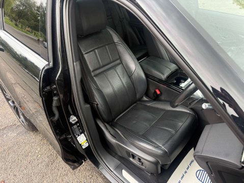 Land Rover Range Rover Evoque 2.0 Range Rover Evoque R-Dynamic SE D Auto 4WD 5dr 26