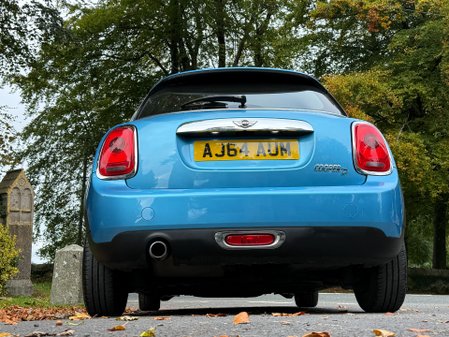 Mini Hatch COOPER D 18