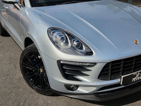 Porsche Macan 3.0 Macan S D Semi-Auto 4WD 5dr 34