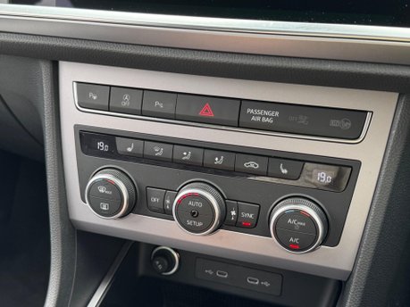SEAT Ateca ECOTSI FR SPORT DSG 25