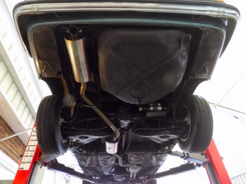 Mercedes-Benz W123 230 CE Pillarless Coupe 31
