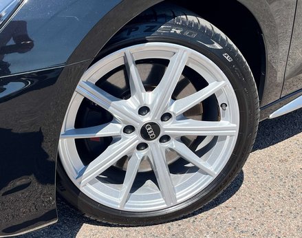 Audi S3 2.0 S3 TFSI Quattro Semi-Auto 4WD 4dr 3
