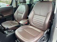 Skoda Yeti 2.0 Yeti Outdoor Laurin & Klement TDI SCR 4x4 Semi-Auto 4WD 5dr 32