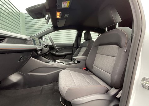 MG MG3 1.5 HYBRID+ SE 16