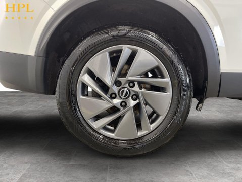 Nissan Qashqai 1.3 DIG-T MHEV Acenta Premium SUV 5dr Petrol Hybrid Manual Euro 6 (s/s) (14 10