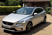 Volvo V40 T3 R-DESIGN EDITION 6