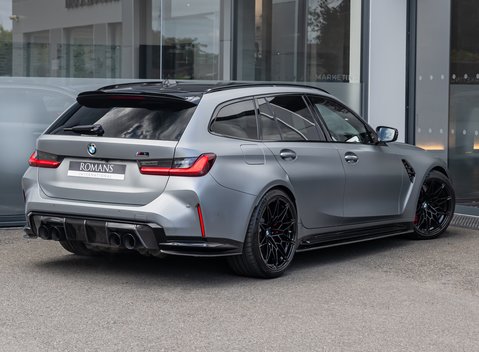 BMW M3 COMPETITION M XDRIVE TOURING 4