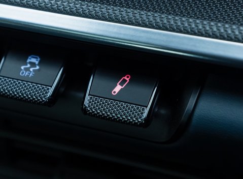 Porsche 911 Turbo (992) 24