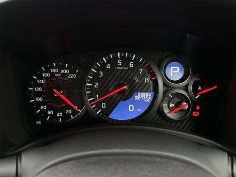 Nissan GT-R RECARO 60