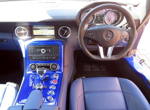 Mercedes-Benz SLS AMG 9