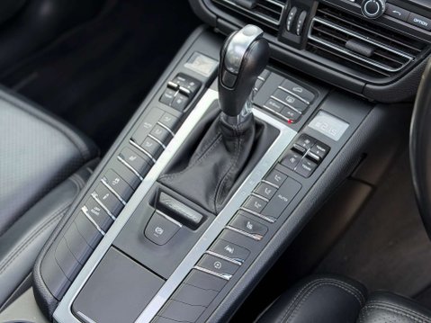 Porsche Macan 3.0 Macan S Semi-Auto 4WD 5dr 11