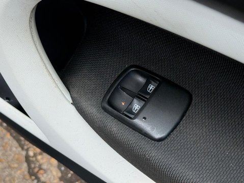 Smart Fortwo Coupe 1.0 Prime (Premium Plus) Twinamic Euro 6 (s/s) 2dr 17