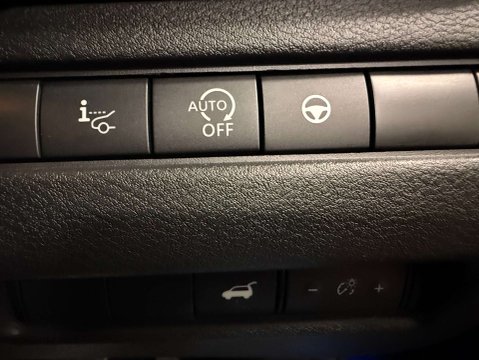 Nissan Qashqai 1.3 Qashqai Tekna DiG-T MHEV CVT 5dr 18