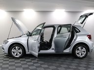 Volkswagen Polo SE TSI 6