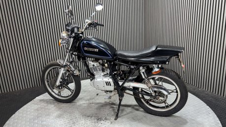 Suzuki GN 2002 31K CUSTOM CAFE RACER PROJECT BUILD 125CC 6