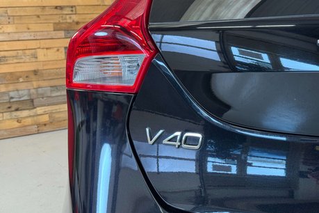 Volvo V40 1.6 T4 Lux Hatchback 5dr Petrol Powershift Euro 5 (s/s) (180 ps) 80