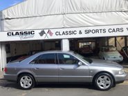 Audi A8 QUATTRO 4