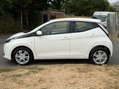 Toyota Aygo VVT-I X-PRESSION 7