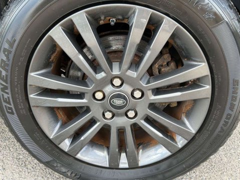 Land Rover Discovery 3.0 SD V6 Graphite SUV 5dr Diesel Auto 4WD Euro 6 (s/s) (256 bhp) 28