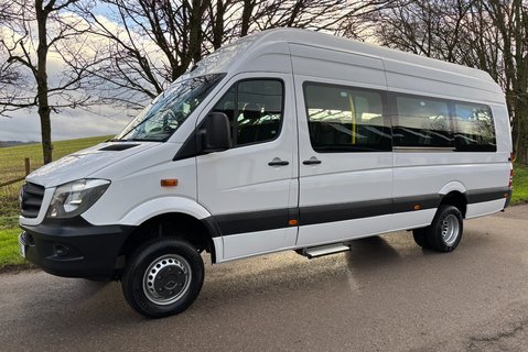 Mercedes-Benz Sprinter 519 4x4 14 Str Minibus - Air Con Con - Ex MOD 1