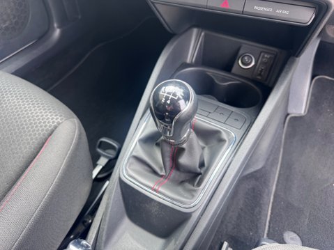SEAT Ibiza TSI FR TECHNOLOGY 17